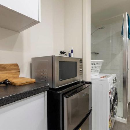Readyset Apartments On Anthony Melbourne Luaran gambar