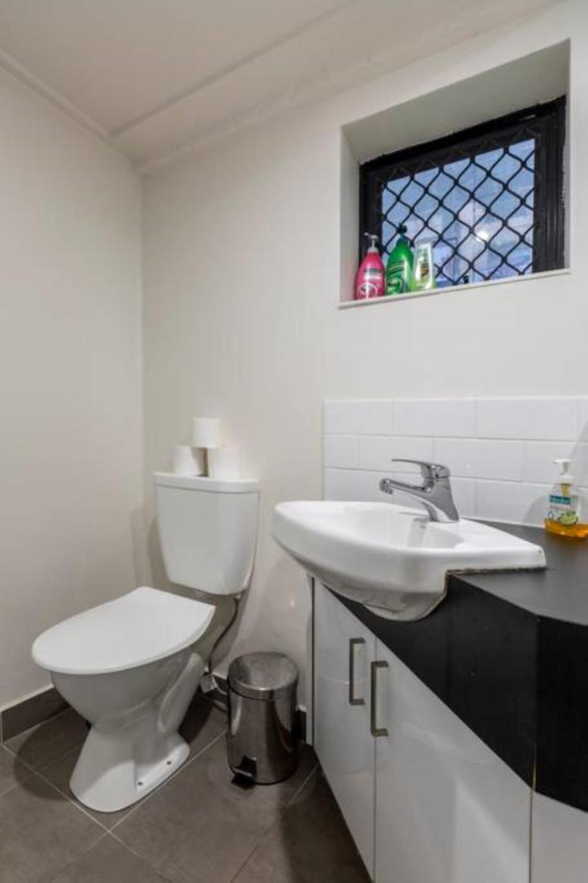 Readyset Apartments On Anthony Melbourne Luaran gambar